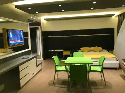 Oyster Boutique - 64