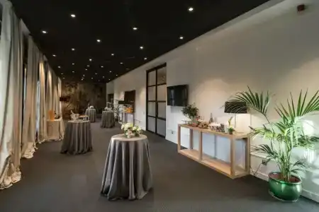 Grand Central, Small Luxurys - 60