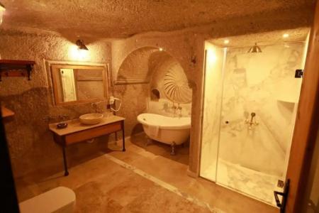 Sarnich Cave Suites - 44