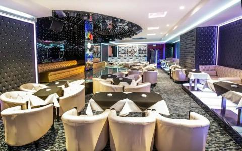 Grand Excelsior Deira - 81