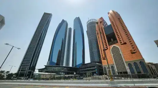 Khalidiya Palace Rayhaan by Rotana, Abu Dhabi - 1