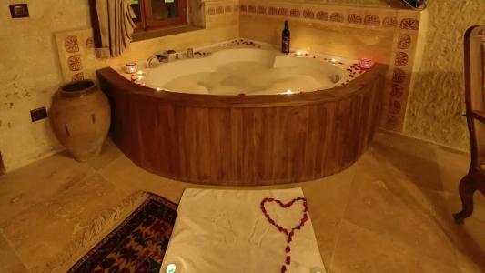 Phocas Cave Suites - 29