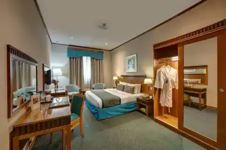Golden Tulip Al Barsha - 25