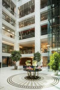 Grand Millennium Sofia - The Most Spacious Rooms in Sofia, Secured Paid Underground Parking - 92