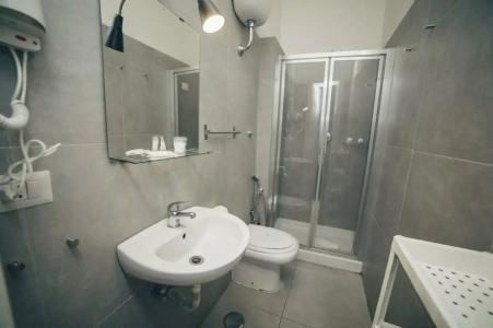 Ideal City Walk - 85