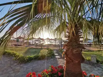 Charmillion Gardens Aquapark - 22