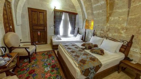 Hikmet's House - 100