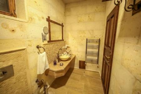 Hikmet's House - 163