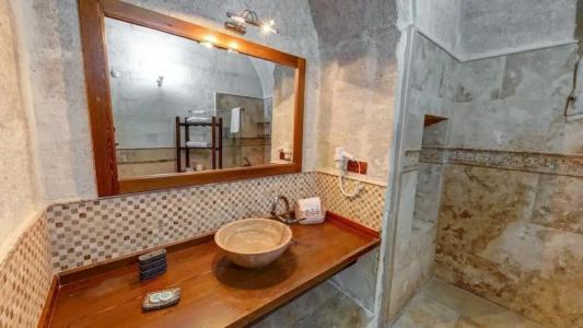 Hikmet's House - 150