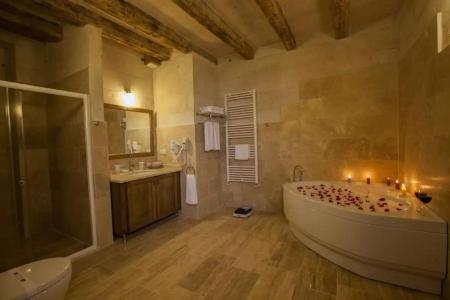 Magic Cave House - 200