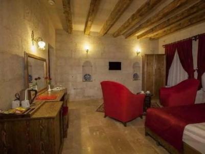 Magic Cave House - 325