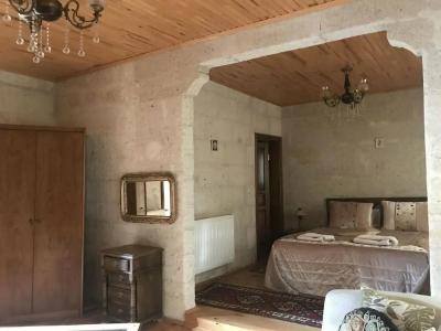 Old Greek House - 25