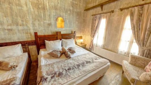 Hikmet's House - 110