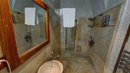 Hikmet's House - 117