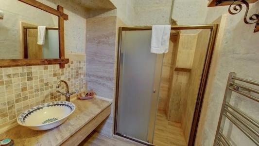 Hikmet's House - 140