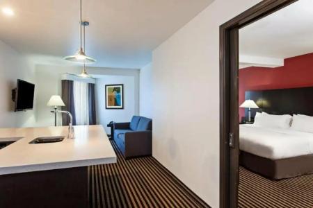 Holiday Inn Express Hollywood Walk of Fame, an IHG - 15