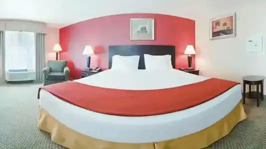 Holiday Inn Express Hollywood Walk of Fame, an IHG - 296