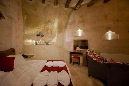 Magic Cave House - 535