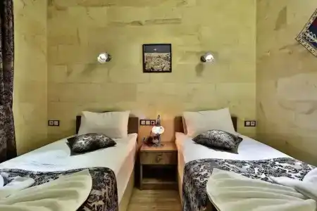 Yusuf Bey House - 147