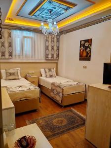 Sultan House - 184