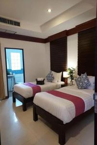 Naithon Beach Mansion - 166