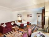 Deluxe Family Suite